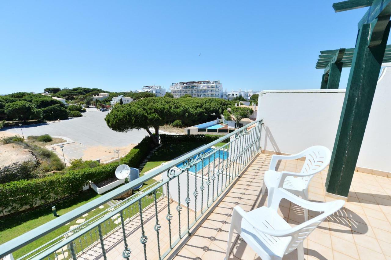 אלבופיירה Townhouse Next To Falesia Beach מראה חיצוני תמונה